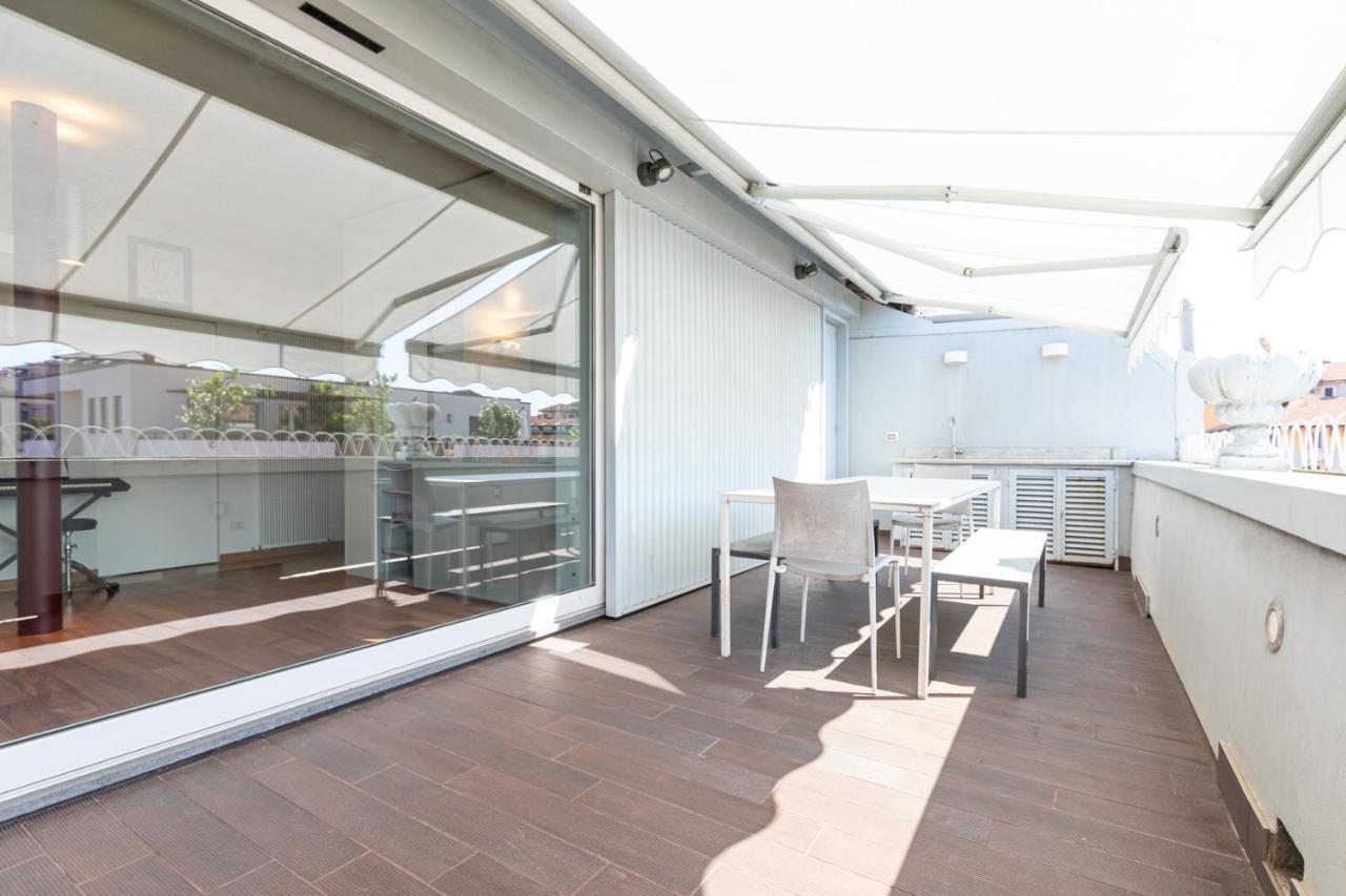 Citta Studi Terrace Suite With Jacuzzi - Top Collection Милано Екстериор снимка
